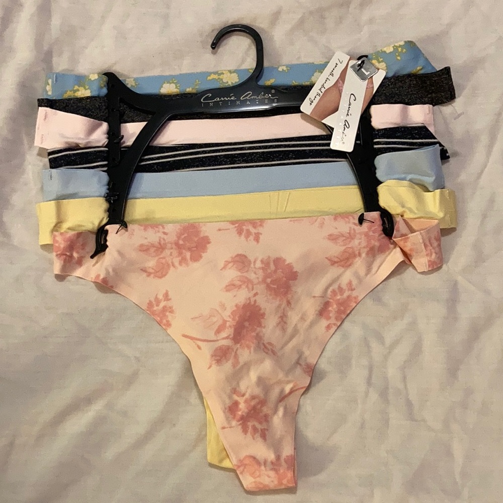 Carrie Amber 7 pack smooth thongs